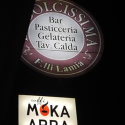 Pasticceria La Dolcissima - Insegna della Pasticceria vista dall'ingresso.
