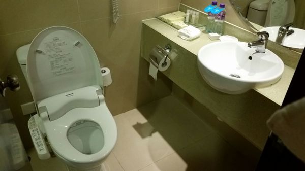 Oasis Avenue by null