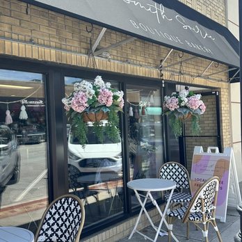 Kate Smith Soiree - Bakeries Near Me - Overland Park, Kansas