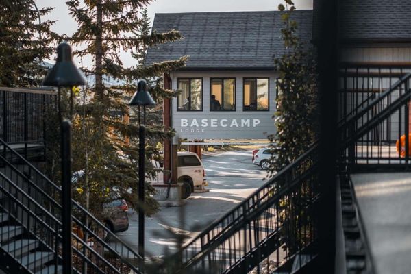 Basecamp Lodge Canmore by null