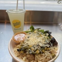 gusto! - Peachtree Rd - Chipotle Mango Avocado Fresh Limeade