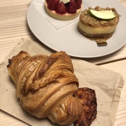 Ham and cheese croissant, fruit tart, (and can't remember the last thing we got) Ham and cheese croissant, fruit tart, (and can't remember the last thing we got)