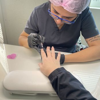 Nicoletto Nails - Nail Salons Near Me - Napa, California