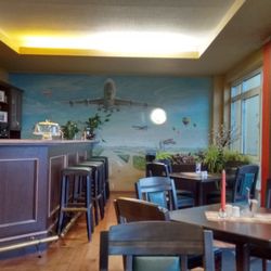 Steak & Grillhaus Take Off - Blick in den Gastraum