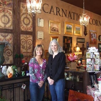 Carnation Corners - Owners Ann and Jane - Home Decor Near Me - Carnation, Washington Carnation Corners - Owners Ann and Jane - Home Decor Near Me - Carnation, Washington