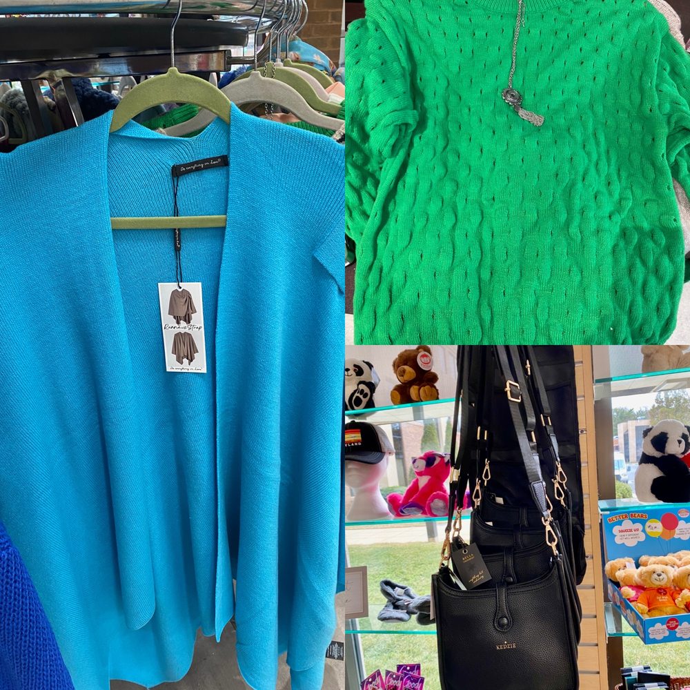Gift Shop Of The Women’s Board Supporting MMMC Logo