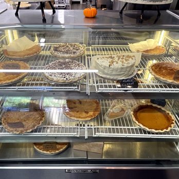 The Baker's Table - Pastry Case - Bakeries Near Me - Parkville, Missouri The Baker's Table - Pastry Case - Bakeries Near Me - Parkville, Missouri