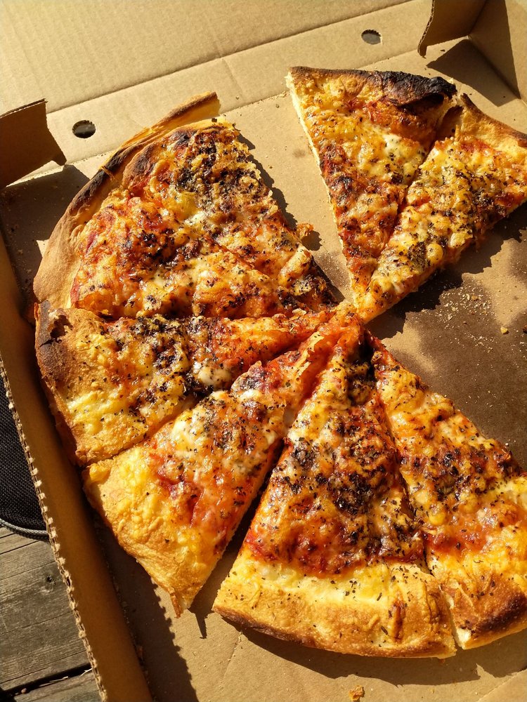 Pizza One Muskoka Logo