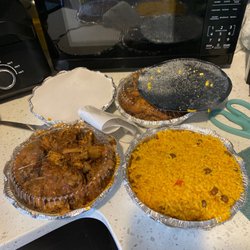Busanka - Stew chicken and rice and peas