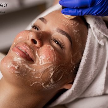 Essence Beauty Bar - Schedule a complimentary consultation with Essence Beauty Bar - Aestheticians Near Me - Vancouver, Washington Essence Beauty Bar - Schedule a complimentary consultation with Essence Beauty Bar - Aestheticians Near Me - Vancouver, Washington
