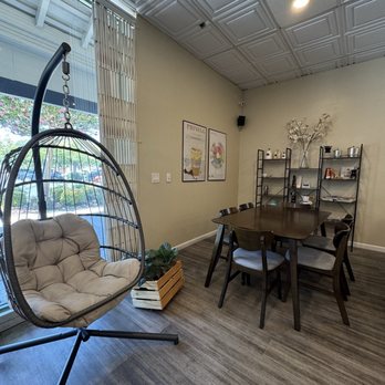 Vinhouse Tea & Coffee - Gerber - Inside - Coffee & Tea Near Me - Sacramento, California Vinhouse Tea & Coffee - Gerber - Inside - Coffee & Tea Near Me - Sacramento, California