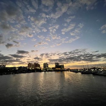 Calypso Queen Tropical Cruise - Pretty views! - Tours Near Me - Clearwater, Florida Calypso Queen Tropical Cruise - Pretty views! - Tours Near Me - Clearwater, Florida
