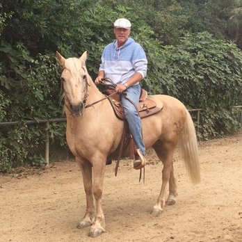 Distant Dreams Ranch - Horse Boarding Near Me - Canyon Country, California Distant Dreams Ranch - Horse Boarding Near Me - Canyon Country, California