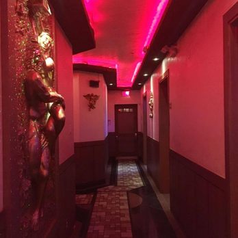 Pang Pang Karaoke - Corridor leading to the private rooms - Karaoke Near Me - Montreal, Quebec Pang Pang Karaoke - Corridor leading to the private rooms - Karaoke Near Me - Montreal, Quebec