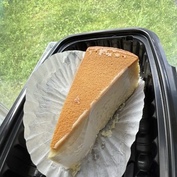Northvale Classic Diner - Slice of Classic Cheese Cake - Diners Near Me - Northvale, New Jersey