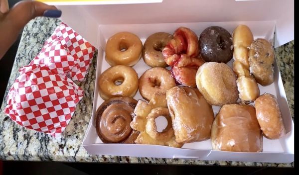 Ray's Donuts #4 by null