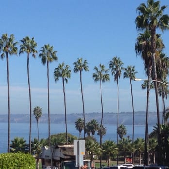 Cody's La Jolla - Breakfast & Brunch Near Me - La Jolla, California
