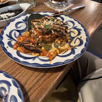 Barrio Queen - Chile Relleno de Vegetales - Mexican Near Me - Queen Creek, Arizona Barrio Queen - Chile Relleno de Vegetales - Mexican Near Me - Queen Creek, Arizona