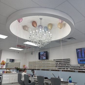 Lana’s Nails & Spa - They just celebrated their fifth birthday yesterday! Happy birthday! - Nail Salons Near Me - Las Vegas, Nevada Lana’s Nails & Spa - They just celebrated their fifth birthday yesterday! Happy birthday! - Nail Salons Near Me - Las Vegas, Nevada