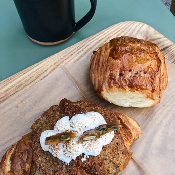Backhaus - Pumpkin spice croissant & chocolate croissant - Bakeries Near Me - San Mateo, California