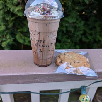 Caffe Ladro - Lynnwood - Coffee & Tea Near Me - Lynnwood, Washington