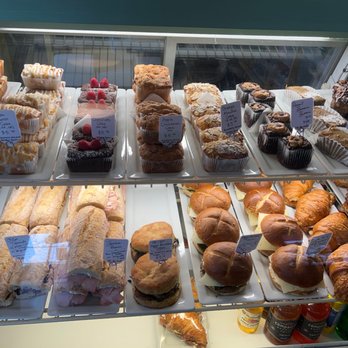 Cafe des Chutes - Coffee & Tea Near Me - Bend, Oregon