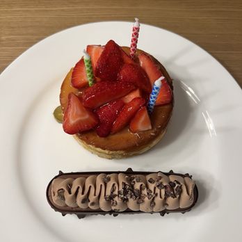 Kneads Bakeshop - Cheesecake and chocolate dessert - Bakeries Near Me - Baltimore, Maryland