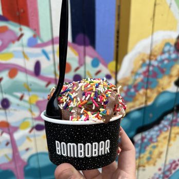 BomboBar - Double scoop gelato in cup - Desserts Near Me - Chicago, Illinois