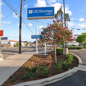 US Storage Centers - Exterior office - Self Storage Near Me - San Pedro, California