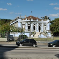 Palacete dos Leões
