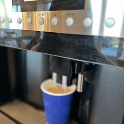 Hatcher and Frey - Norfolk-Premium - Coffee