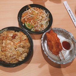 Mimo Thai Kitchen - Thai special fired rice, pad Thai and chicken skewers