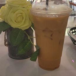 Thai tea HUGE! And you can adjust sweetness Thai tea HUGE! And you can adjust sweetness