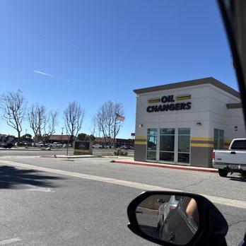 Oil Changers - Oil Change Stations Near Me - Beaumont, California Oil Changers - Oil Change Stations Near Me - Beaumont, California