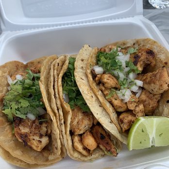 Mi Papá Authentic Mexican Grill - Pollo tacos - Food Trucks Near Me - Lynchburg, Virginia Mi Papá Authentic Mexican Grill - Pollo tacos - Food Trucks Near Me - Lynchburg, Virginia