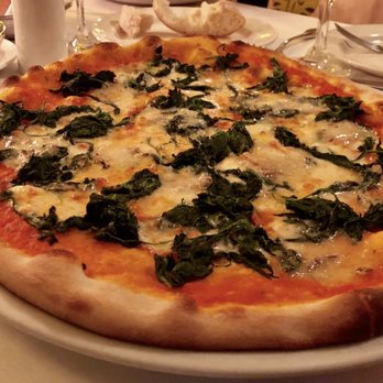 Il Grano - Pizza Spinaci - Italian Near Me - Berlin, BE Il Grano - Pizza Spinaci - Italian Near Me - Berlin, BE
