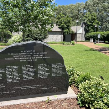 Smith County Welcome Center - Travel Services Near Me - Gordonsville, Tennessee