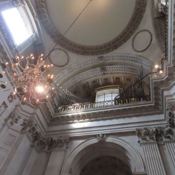 St. Paul's Cathedral - Landmarks & Historical Buildings Near Me - London, XGL