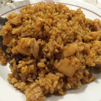 La Paella de la Reina - Unremarkable paella, find better somewhere else. - Arroceria / Paella Near Me - Madrid, M