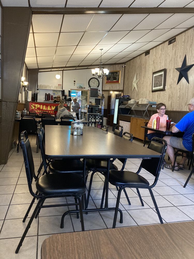 SPILLWAY SUPPER CLUB & INN Updated September 2024 112 N 3rd St