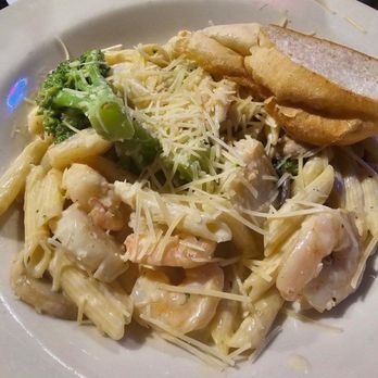 The Full Moon Oyster Bar - Seafood Mornay - Seafood Near Me - Jamestown, North Carolina