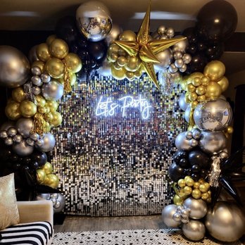 Chic Balloons  - Balloon Services Near Me