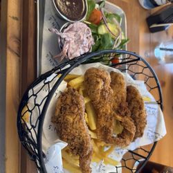 Dylans - Chicken in a basket