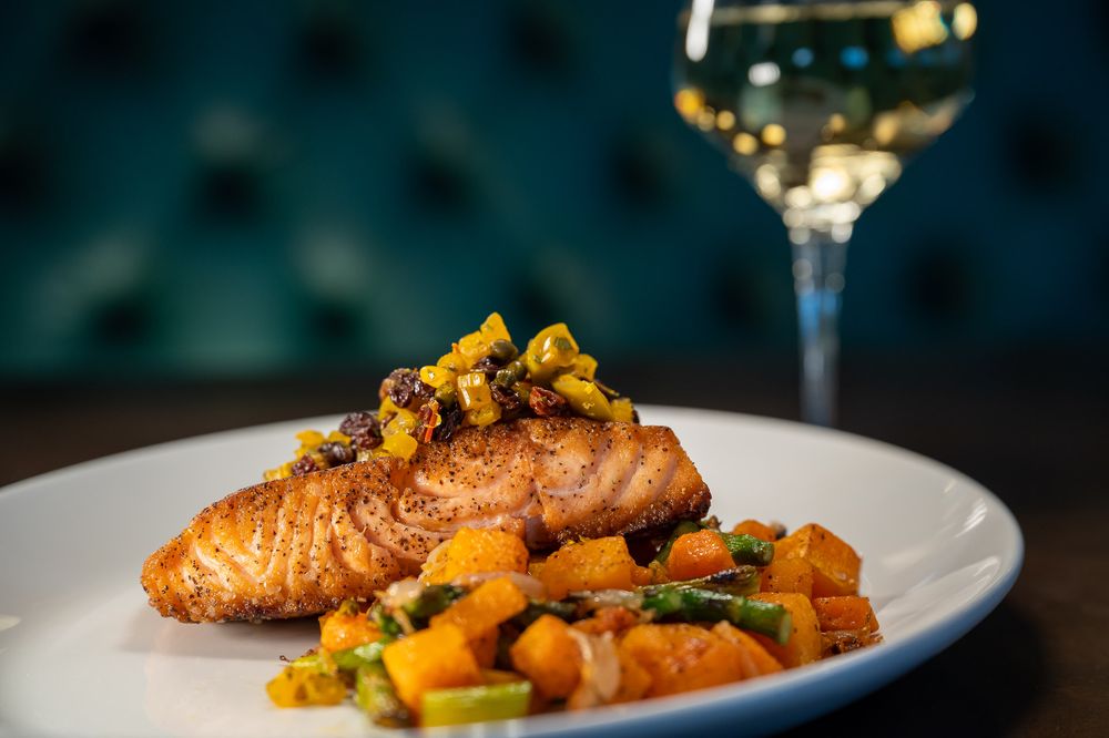 BAY HOUSE OYSTER BAR & RESTAURANT Updated September 2024 90 Photos & 63 Reviews 6