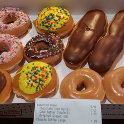 Krispy Kreme - After She Opened the Box, Disappointment, COMPARE THE LIST to THE BOX. WHERE, are the others?