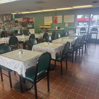 Hoagie's Sub Deli - Super clean inviting dining area - Delis Near Me - Lakewood, Washington Hoagie's Sub Deli - Super clean inviting dining area - Delis Near Me - Lakewood, Washington
