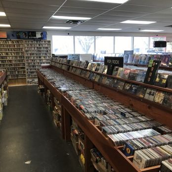 Trax N Wax - View of records - Vinyl Records Near Me - Saint Clair Shores, Michigan Trax N Wax - View of records - Vinyl Records Near Me - Saint Clair Shores, Michigan