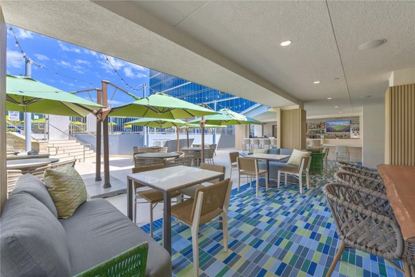 Hilton Anaheim by null