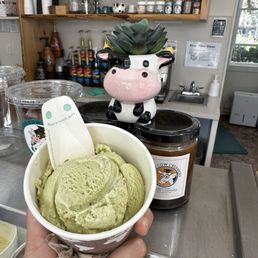 Matcha almond