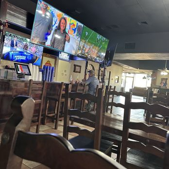 Los Pinos - Bar - Mexican Near Me - Brinkley, Arkansas
